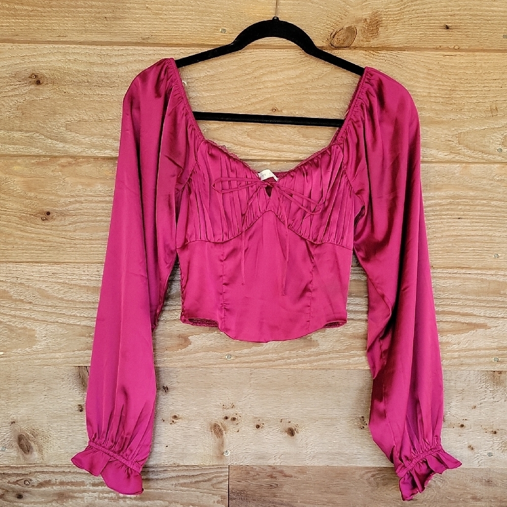 Altar'd State Size XSmall Fuchsia Blouse